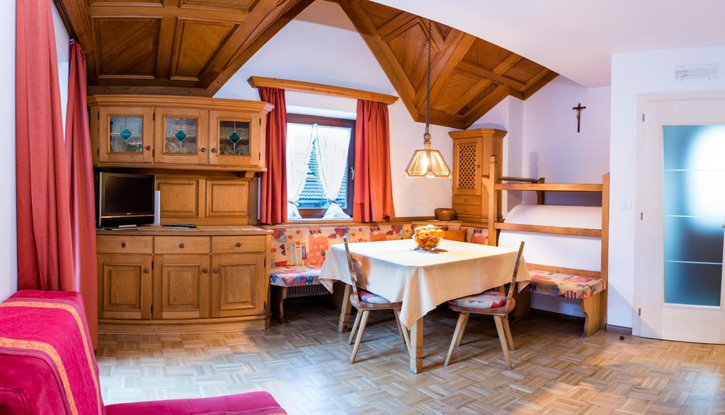 Apartments Elise Selva di Val Gardena Exteriör bild