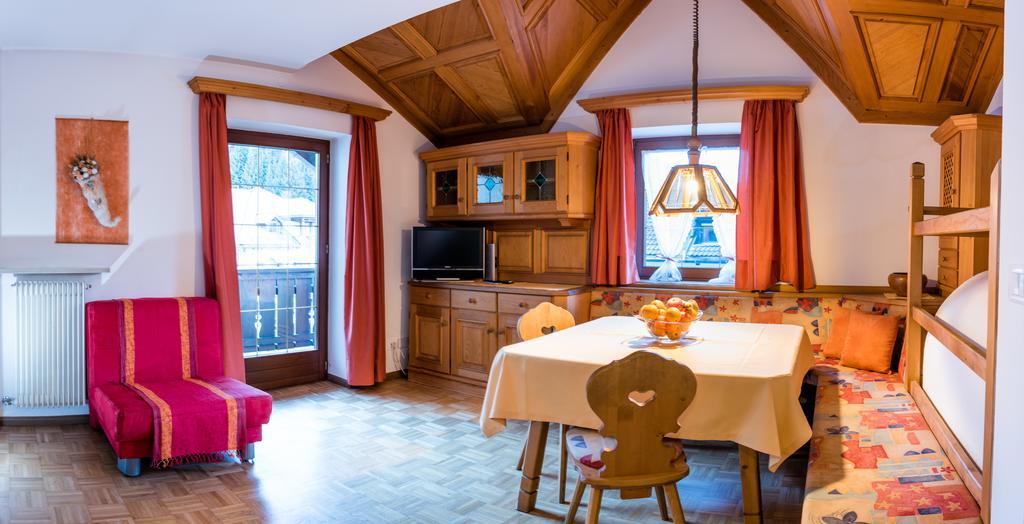 Apartments Elise Selva di Val Gardena Exteriör bild